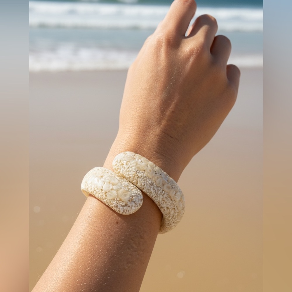 Vintage shell Resin Clamper Bracelet | Gold Fleck Statement Cuff | Costal Glam